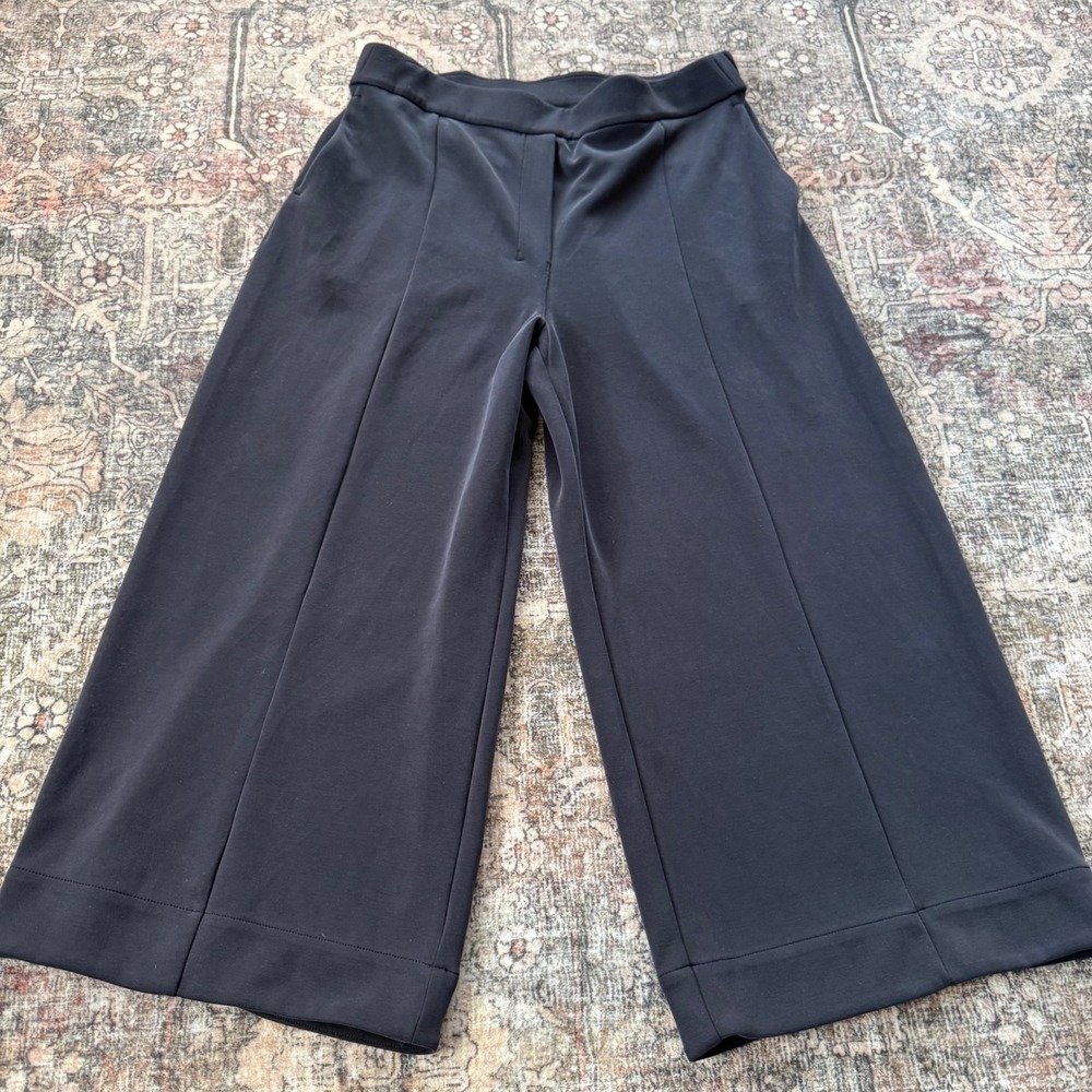 Lululemon Softstreme High-Rise Culotte black size 10 W6BPUS